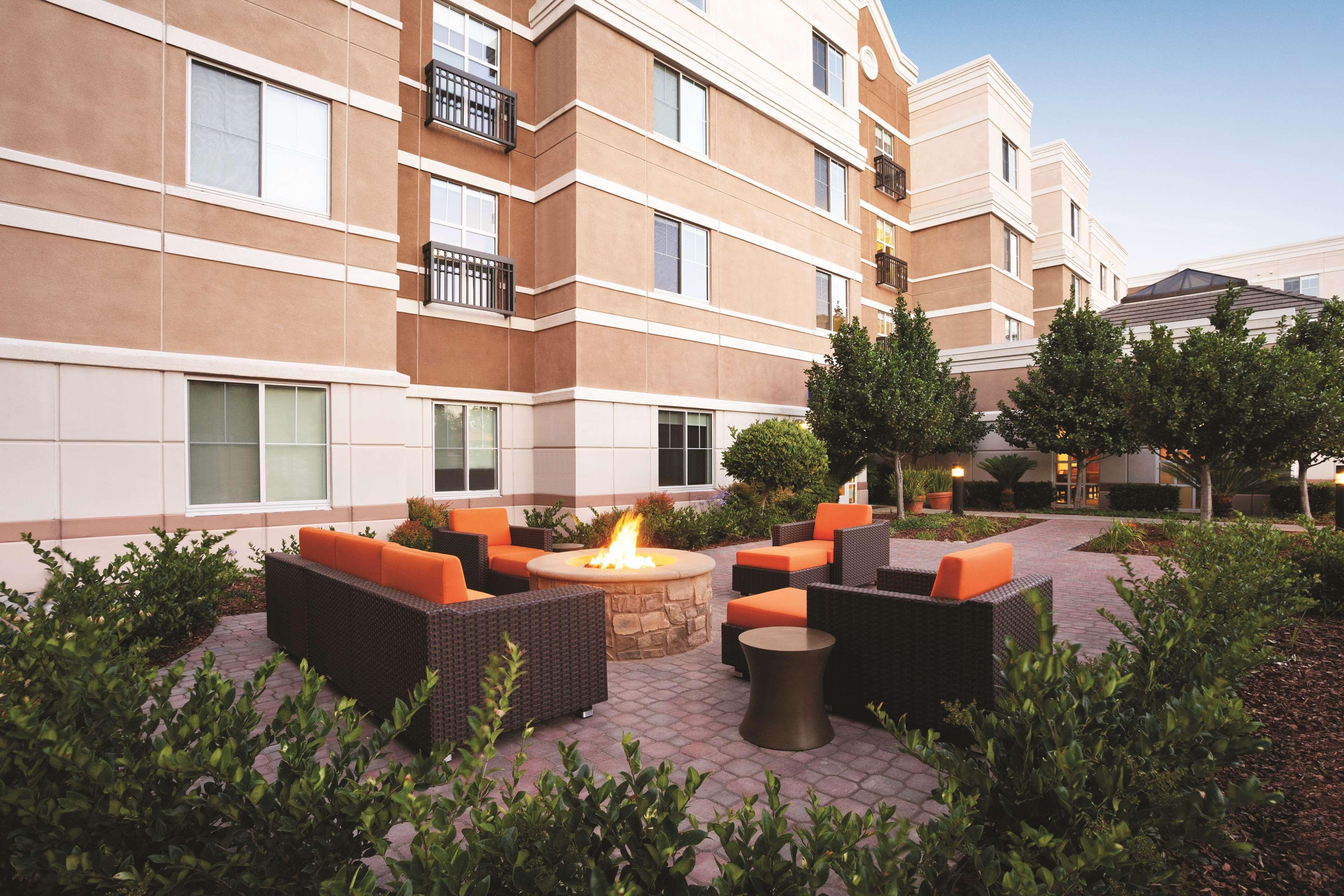 Hyatt House Pleasant Hill Hotell Eksteriør bilde