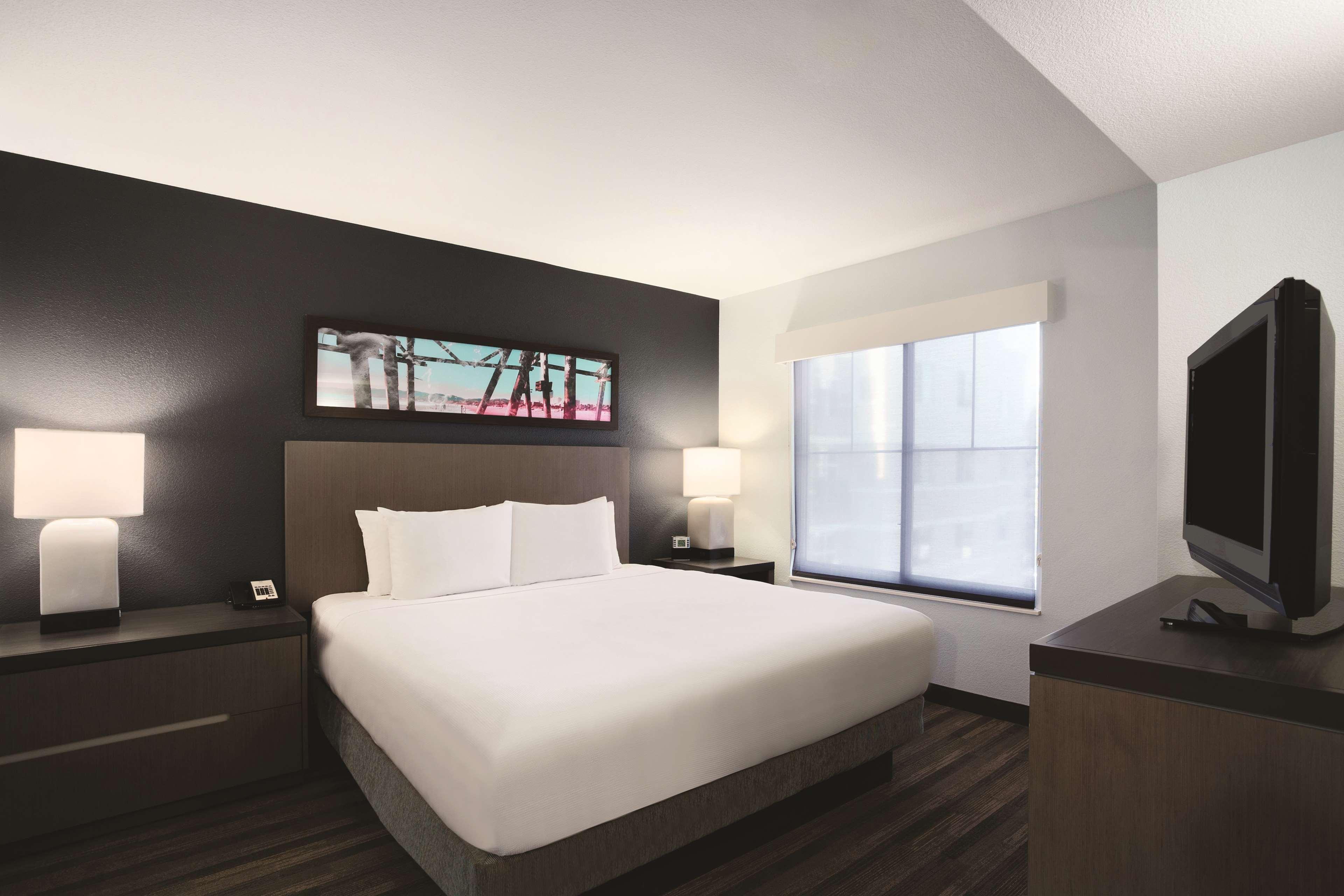 Hyatt House Pleasant Hill Hotell Eksteriør bilde